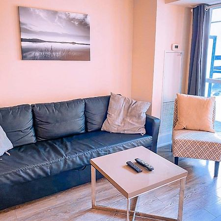 Toronto Lofts Apartment Luaran gambar