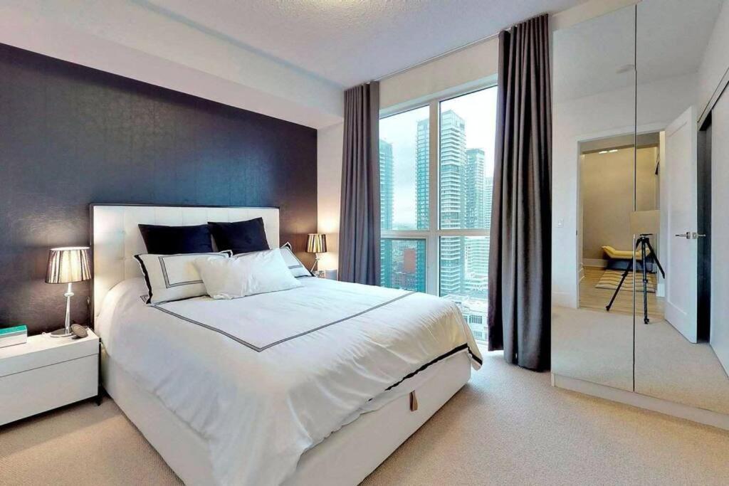 Toronto Lofts Apartment Luaran gambar