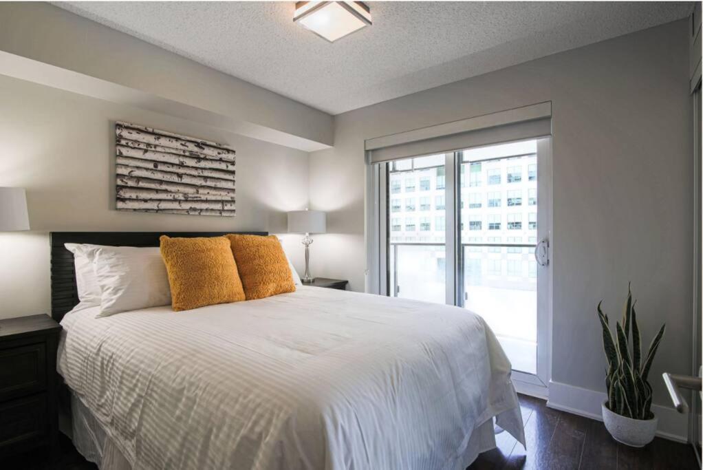 Toronto Lofts Apartment Luaran gambar