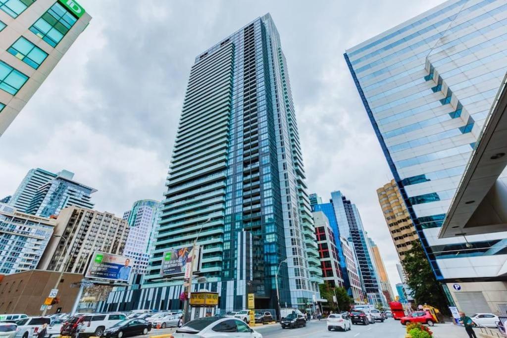 Toronto Lofts Apartment Luaran gambar