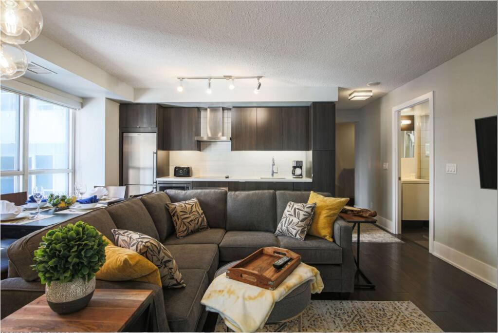 Toronto Lofts Apartment Luaran gambar