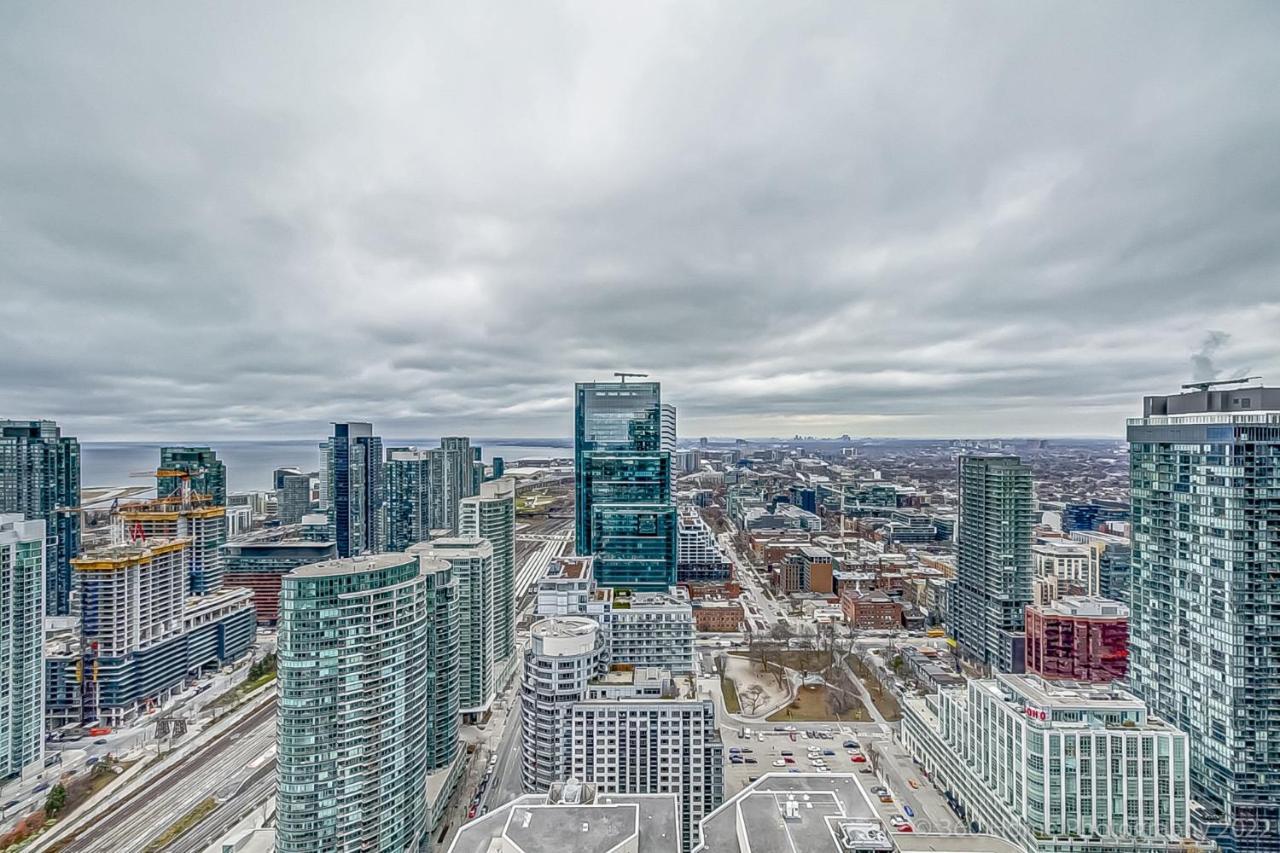 Toronto Lofts Apartment Luaran gambar