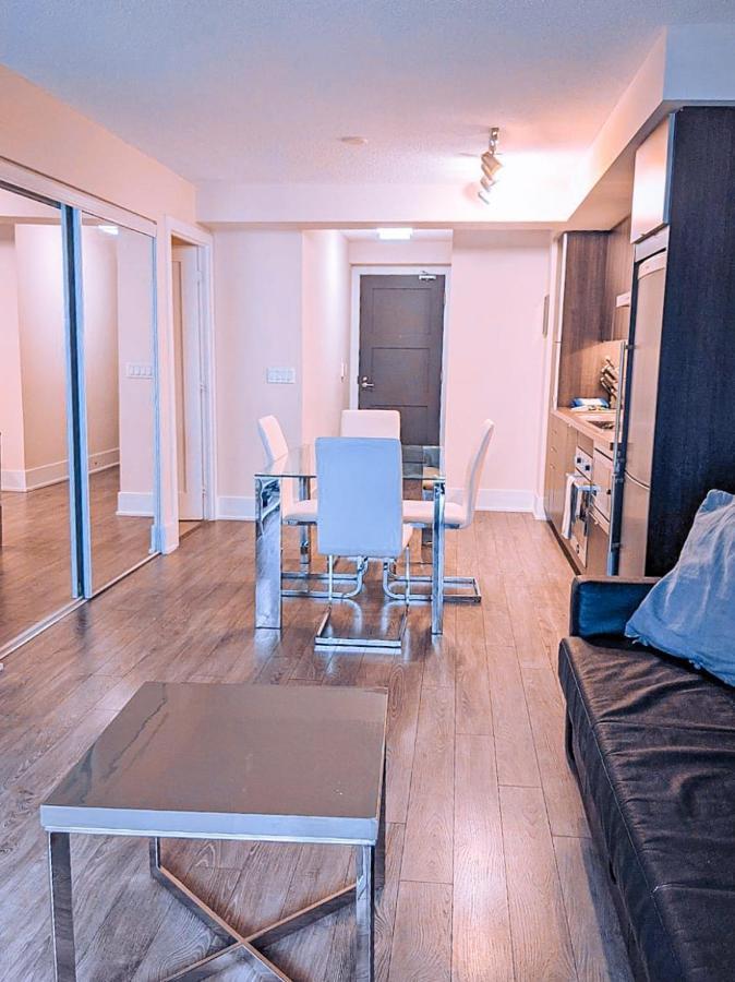 Toronto Lofts Apartment Luaran gambar
